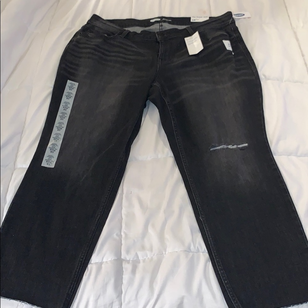 *NEW* Black Ankle Jeans